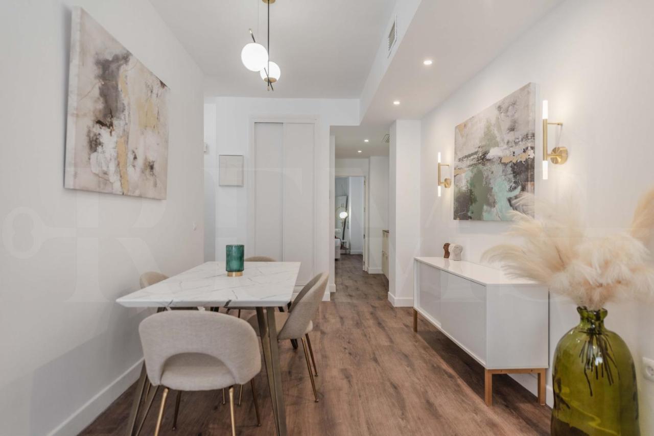 Designed Minimalist Apartment - Malaga Center By Rems Exteriör bild