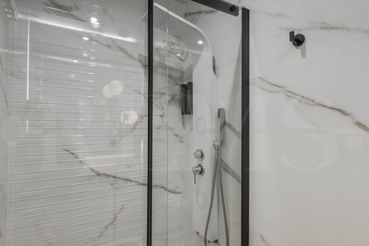 Designed Minimalist Apartment - Malaga Center By Rems Exteriör bild